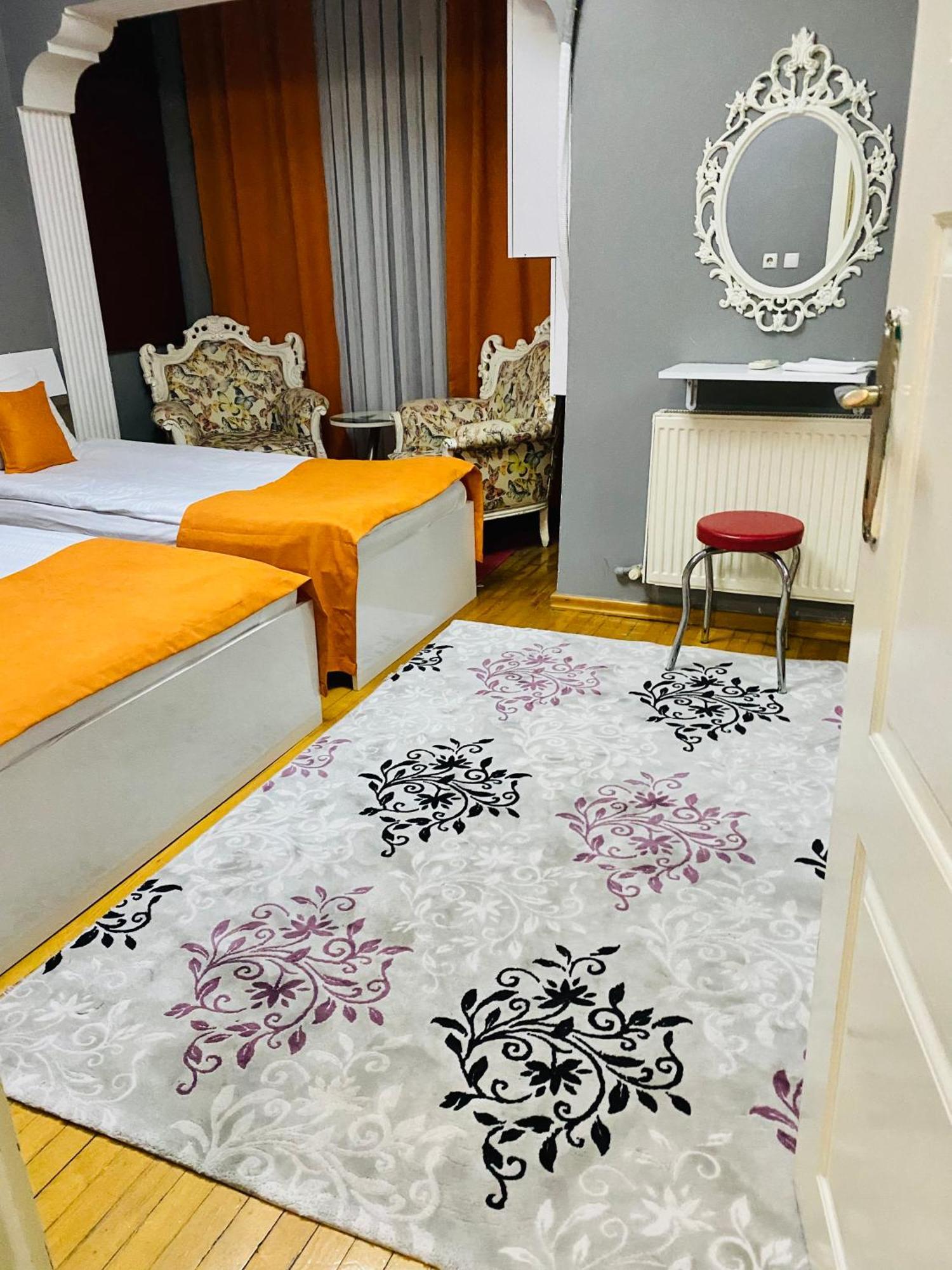 Unique Home Taksim Istanbul Exterior photo